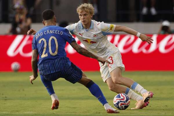 Mundial de Fútbol: Salzburgo y Al Hilal empatan y el Grupo H queda en suspenso - Fútbol Internacional - ABC Color