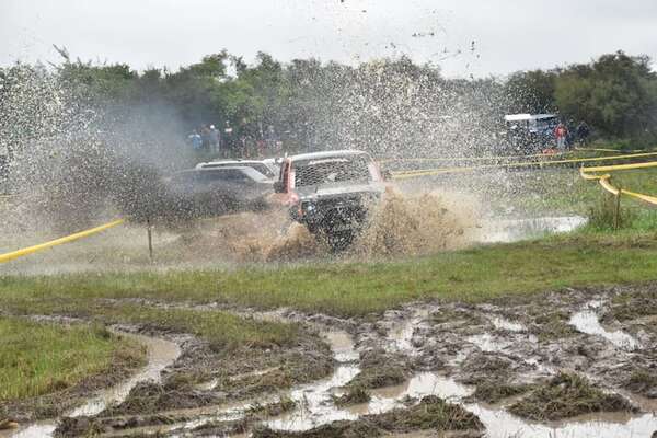 4x4 Off-Road/Club Cateura-Limpio: Los Rojas, profetas en su tierra - ABC Motor - ABC Color