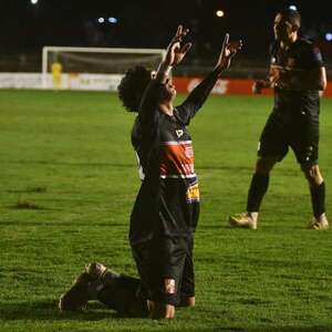 River Plate se lleva un agónico triunfo de Villarrica - Fútbol de Intermedia - ABC Color
