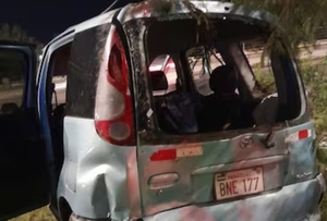 Niña muere tras vuelco de vehículo en la Costanera de Asunción - Noticiero Paraguay