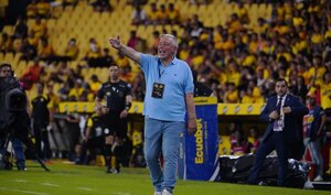 Versus / La situación de Ever Hugo Almeida en Ecuador: "Una película de terror"