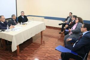 Ministro Ramírez Candia dialogó con abogados y magistrados de Santa Rosa del Aguaray