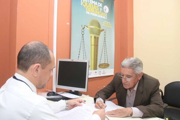 Ministro Martínez Simón informó que ya se encuentra disponible una dirección de correo para denuncias electrónicas