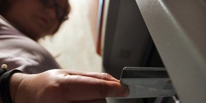 Conacom apoya iniciativa de ley contra prácticas abusivas en la operación de tarjetas • PARAGUAY TV