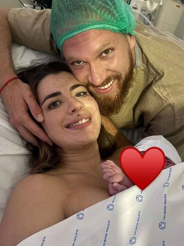 ¡El albirrojo Isidro Pitta ya tiene a su segundo hijo en brazos! - Gente - ABC Color