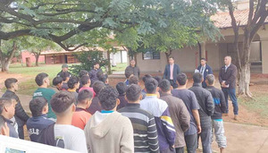 Juez de Ejecución Penal de San Lorenzo visitó el Centro Educativo de Itauguá