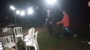 Borracho y armado con rifle genera pánico en fiestas de su comunidad