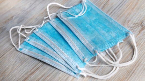 Salud pide volver al tapabocas por aumento de virus respiratorios