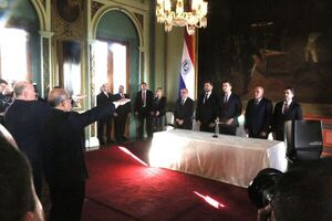 Presidente César Diesel participó del acto de juramento de embajadores para Taiwán y Türkiye