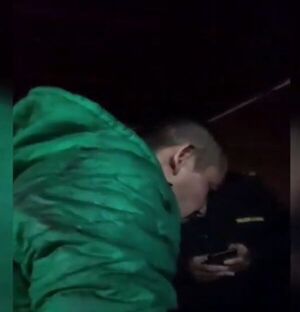 (VIDEO)Ladrón entró por el techo de una casa y se rompió el tobillo