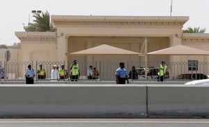 EE.UU y Reino Unido urgen a sus ciudadanos en Qatar a buscar refugio «hasta nuevo aviso»