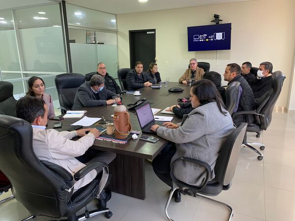 Viceministerio y gremios del transporte abordan desafíos del sector - .::Agencia IP::.