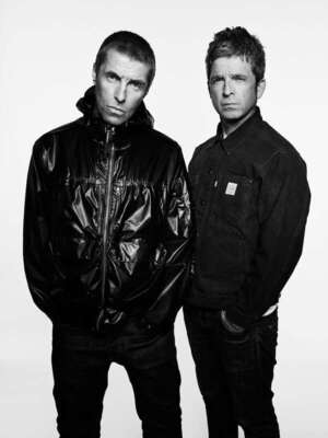 Oasis, del enfrentamiento al dinero, el lado comercial de su reunificación - Música - ABC Color