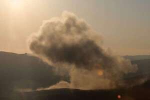 Israel lanza una oleada de bombardeos contra presuntos objetivos de Hizbulá en el Líbano - Mundo - ABC Color