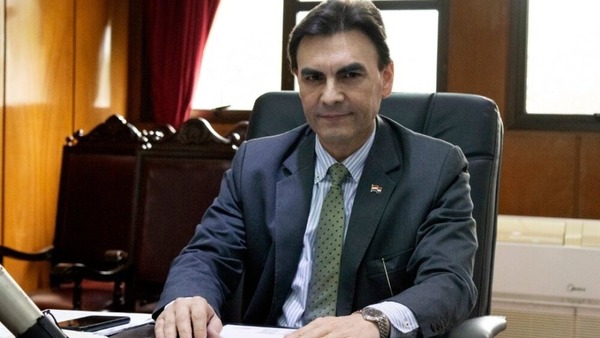 Carlos Pereira se prepara para asumir la intervención en Asunción tras reunión con su equipo - ADN Digital