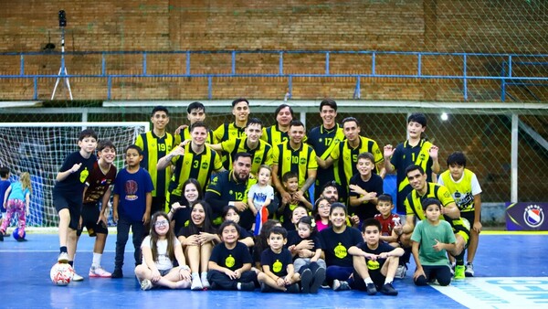 Atenas lidera con puntaje ideal el Grupo A en el salonismo