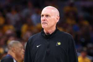 La lesión de Haliburton “nos paró el corazón”, dice entrenador de Pacers  - Polideportivo - ABC Color