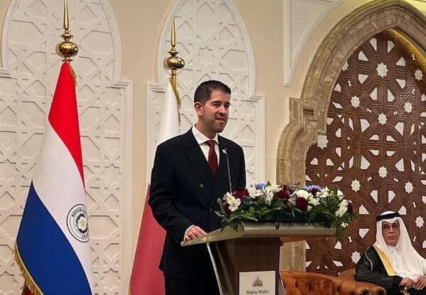 Embajador paraguayo en Qatar relata la tensión que se vivió durante el ataque iraní - Nacionales - ABC Color