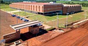 La Nación / Hospital General del Sur tiene instalación del 90 % de equipos