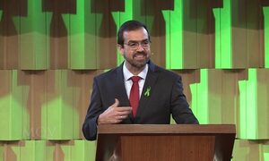 (VIDEO)Tras bolonki por sermón Pastor Agüero salió a aclarar: “Yo no estoy defendiendo el machismo”