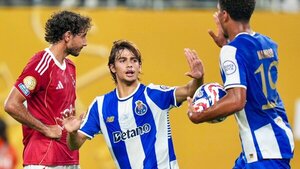 Porto y Al Ahly empatan en un partido de pura locura pero ambos caen eliminados