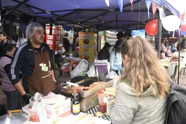 Comidas típicas contra el frío en el San Juan del Mercado 4 de Asunción - Nacionales - ABC Color