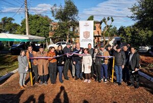 GOBIERNO DE ITAPÚA ACOMPAÑA INAUGURACIÓN DE OBRA VIAL EN SAN JUAN DEL PARANÁ