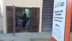 Ante el intenso frío, alumnos abandonan carpas y dan clases en sedes del MINNA - Nacionales - ABC Color