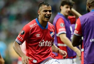 Versus / ¡Olimpia ya tiene lateral derecho! Concretó la llegada de un uruguayo