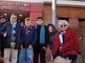 Funcionarios víctimas de mafia de pagarés repudian falta de respuesta ante pedido de levantar embargos - El Observador