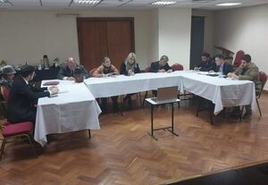 Establecen mesa de trabajo interinstitucional para garantizar la protección del medio ambiente y la salud