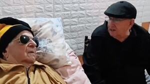“Me emociona verle”, dijo dúo de Quemil Yambay en la reunión de Los Alfonsinos