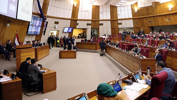 Amplio respaldo político a préstamo de USD 30 millones para la DNIT