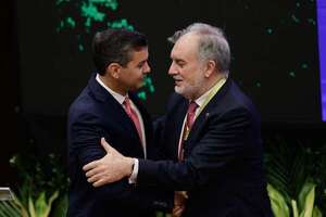 Peña insta a la Unión Europea a fortalecer relaciones con Paraguay en foro sobre inversiones  - Economía - ABC Color