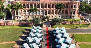 Diario HOY | Salud refuerza capacidad de respuesta con lote de 26 nuevas ambulancias UTI