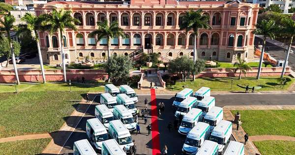 Diario HOY | Salud refuerza capacidad de respuesta con lote de 26 nuevas ambulancias UTI