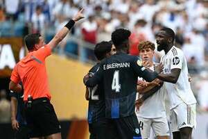 La FIFA abre expediente contra Gustavo Cabral por acusación de racismo de Rüdiger - Fútbol Internacional - ABC Color