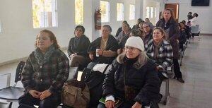 Emprendedoras se capacitaron en redes sociales para mejorar sus ventas