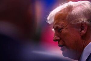 Trump dice que Irán “quiere recuperarse” y “no va a enriquecer” uranio - Mundo - ABC Color