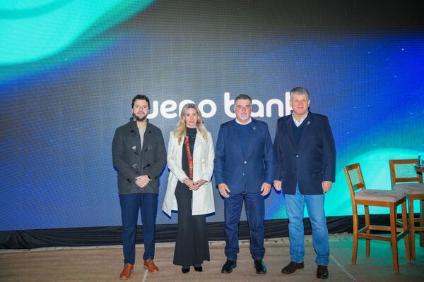 ueno bank impulsa la transformaci贸n financiera como banco oficial de la Expo Py 2025
