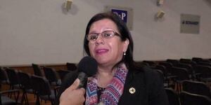 Presidenta de enfermeros exige soluciones urgentes para el sistema sanitario - ADN Digital