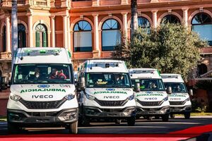 El Gobierno fortalece la atención de emergencias médicas con más de 200 nuevas ambulancias • PARAGUAY TV