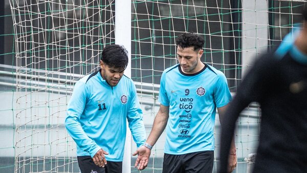Olimpia sigue afinando el equipo