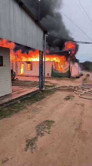 AUDIO: Incendio en la comisaría de Filadelfia, Chaco  - A La Gran 7-30 - ABC Color