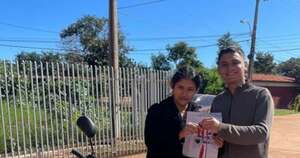La Nación / Le roban la moto y sus compañeros de facultad le regalan una nueva