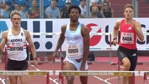 Ganó carrera con una "anomalía" en el short