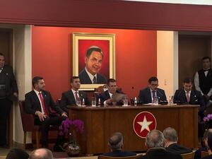 Peña habla de «profetas del odio» en Sesión Ordinaria de la ANR