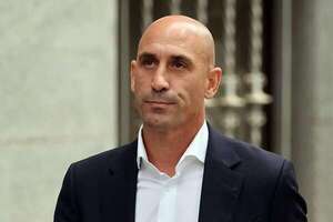 Confirman condena a Rubiales, por agresión sexual - Fútbol Internacional - ABC Color