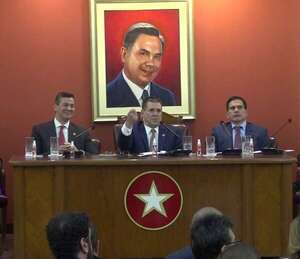 Video: El gesto de Cartes ante las críticas a ministros de Peña - Política - ABC Color