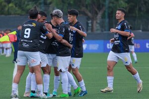 Copa Paraguay: Regularizan con éxito el "12" itaugüeño y el 1 de Enero - La Tribuna